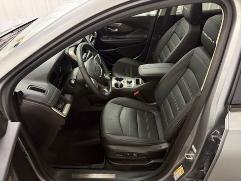 Used 2023 GMC Terrain Denali AWD/4WD image 37