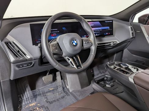 Certified 2025 BMW iX xDrive50 AWD/4WD image 17