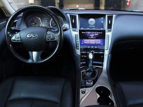 Used 2014 INFINITI Q50 Premium w/ Appearance Package AWD/4WD image 18