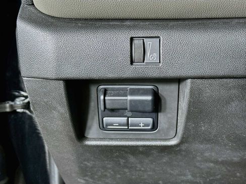 Used 2024 Chevrolet Colorado ZR2 w/ Safety Package AWD/4WD image 10
