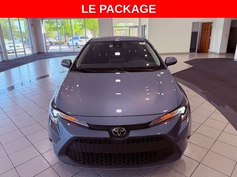 Used 2021 Toyota Corolla LE image 2