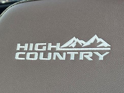 Used 2021 Chevrolet Tahoe High Country image 18