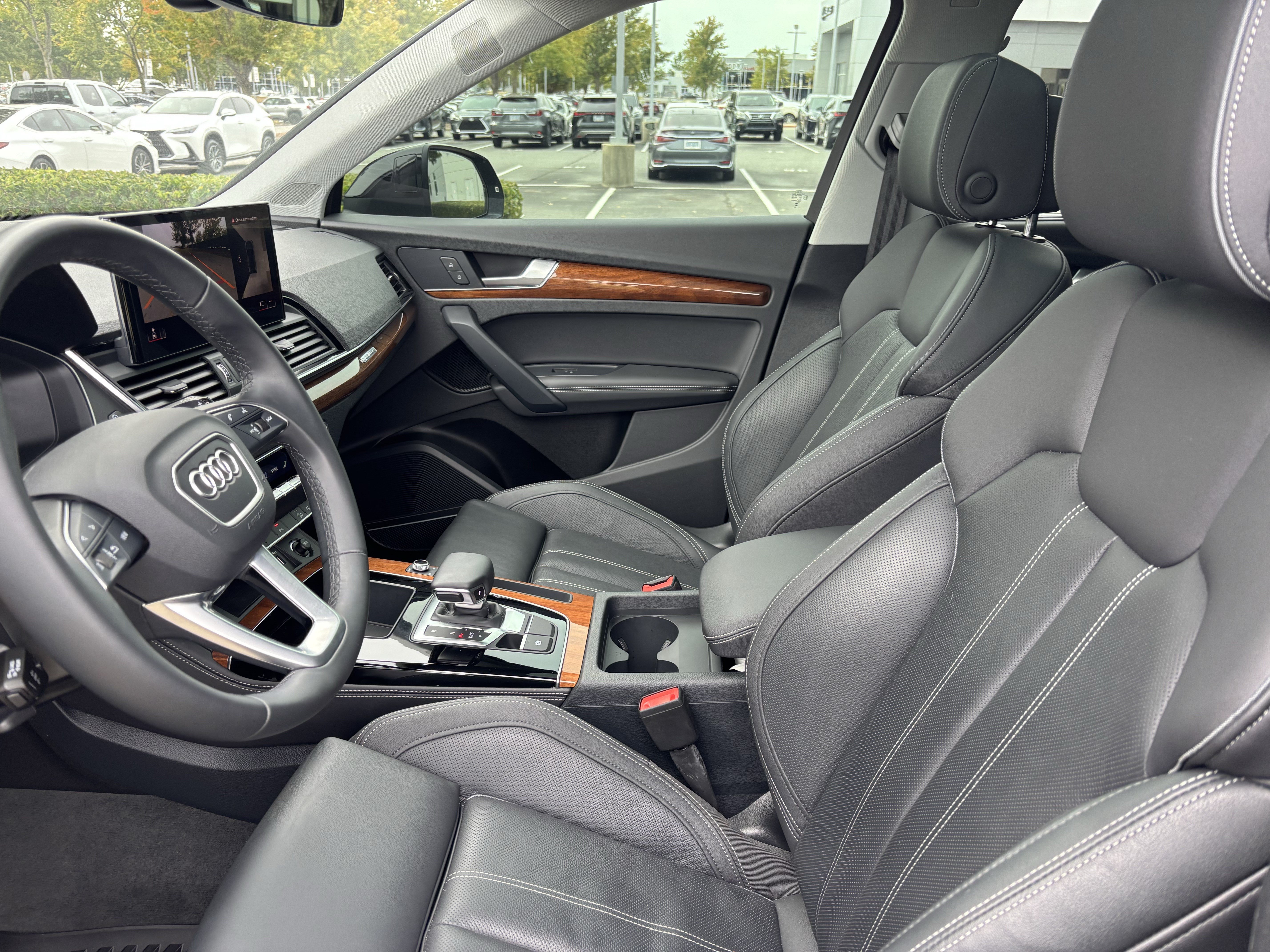 Certified 2023 Audi Q5 2.0T Premium Plus w/ Premium Plus Package AWD/4WD image 16