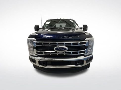 Used 2023 Ford F350 XLT image 9