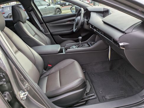 New 2026 MAZDA MAZDA3 2.5 S Hatchback w/ Premium Pkg image 19