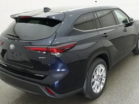 New 2026 Toyota Highlander Limited image 20
