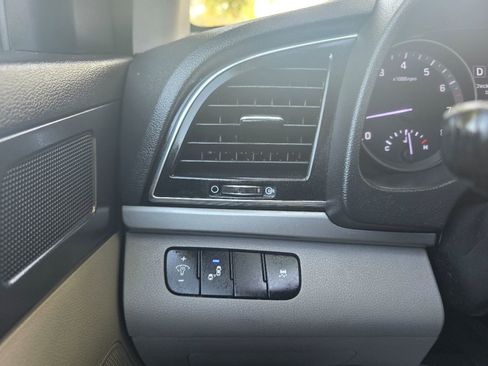 Used 2020 Kia Forte LXS image 37