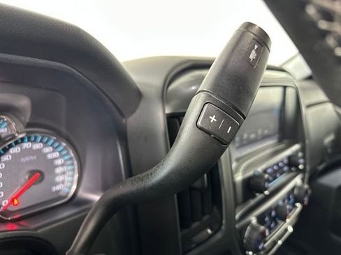 Used 2018 Chevrolet Silverado 1500 LT w/ All Star Edition image 26