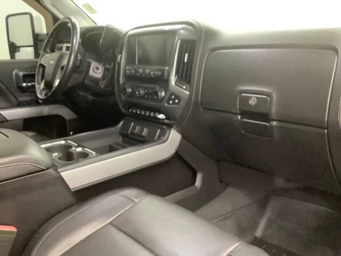 Used 2019 Chevrolet Silverado 2500 LTZ w/ Duramax Plus Package AWD/4WD image 30