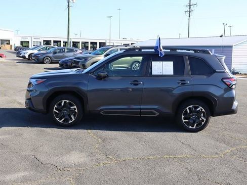 Certified 2025 Subaru Forester Limited w/ Popular Package #1 AWD/4WD image 5