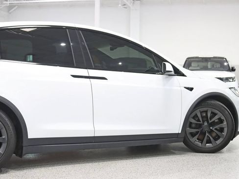 Used 2022 Tesla Model X Plaid AWD/4WD image 11