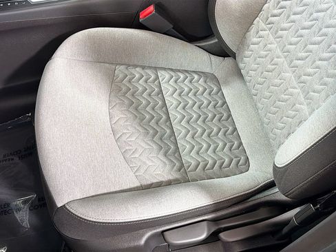 Used 2023 Chevrolet Equinox LS AWD/4WD image 19