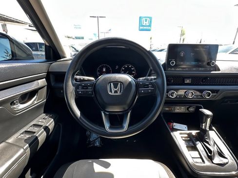 Used 2023 Honda CR-V EX image 17