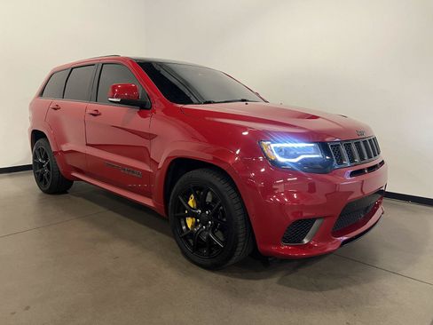 Used 2018 Jeep Grand Cherokee Trackhawk AWD/4WD image 1
