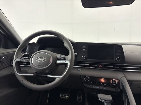 New 2026 Hyundai Elantra Sport FWD image 24