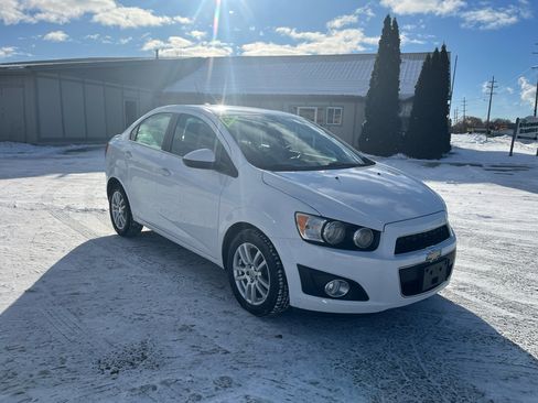Used 2015 Chevrolet Sonic LT w/ Wheels and Fog Lamp Package image 7