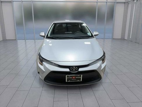 Certified 2023 Toyota Corolla LE image 8