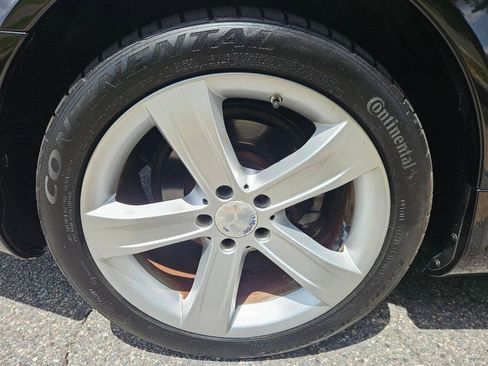Used 2011 Mercedes-Benz SL 550 image 28