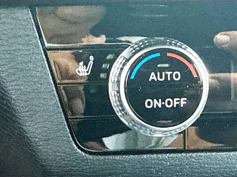 New 2026 Mitsubishi Outlander SE FWD image 21