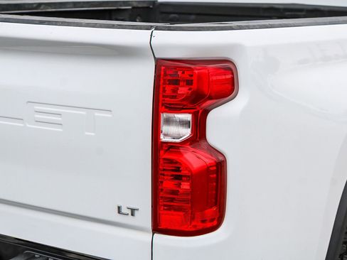 Used 2025 Chevrolet Silverado 2500 LT AWD/4WD image 10