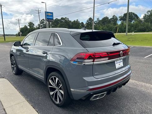 Used 2024 Volkswagen Atlas Cross Sport SEL Premium R-Line AWD/4WD image 4