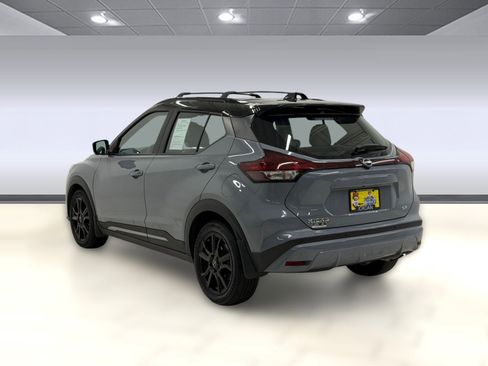 Used 2024 Nissan Kicks SR w/ SR Premium Package FWD image 2