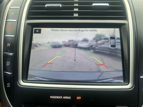Used 2016 Lincoln MKX Select w/ Select Plus Package FWD image 16