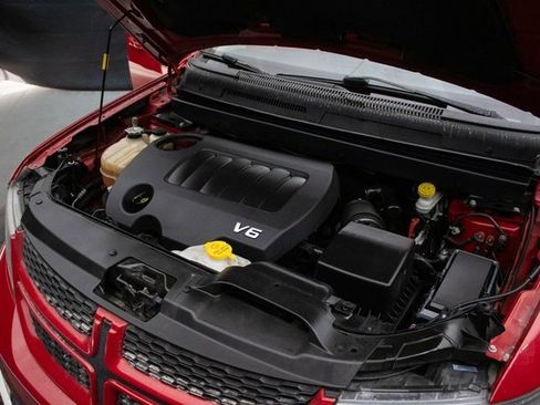 Used 2019 Dodge Journey GT image 29