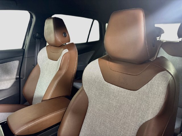 Certified 2023 Volkswagen ID.4 Pro AWD/4WD image 20