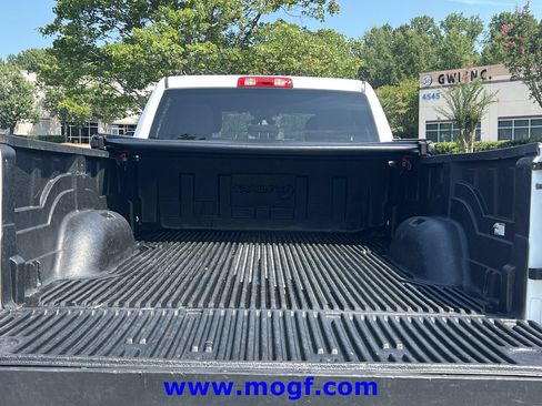 Used 2024 RAM 2500 Big Horn AWD/4WD image 23