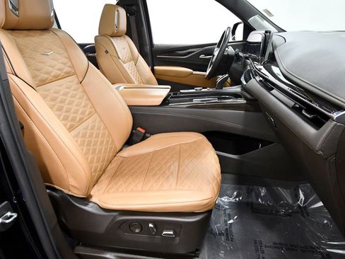 Used 2022 Cadillac Escalade Sport w/ Touring Package AWD/4WD image 20