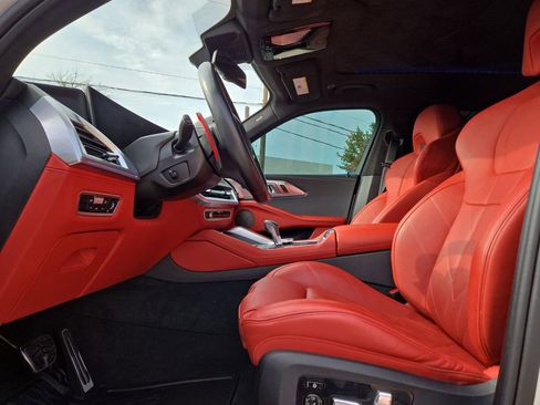 Used 2023 BMW XM image 19