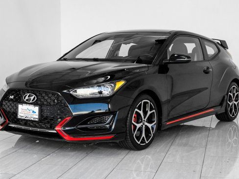 Used 2019 Hyundai Veloster N N FWD image 4