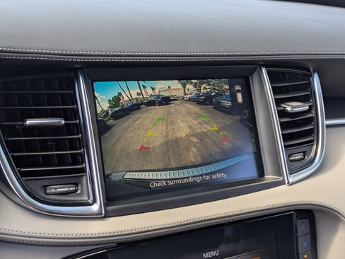 Used 2023 INFINITI QX50 Luxe w/ Accent Package FWD image 27