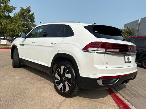 Used 2026 Volkswagen Atlas Cross Sport SE AWD/4WD image 8