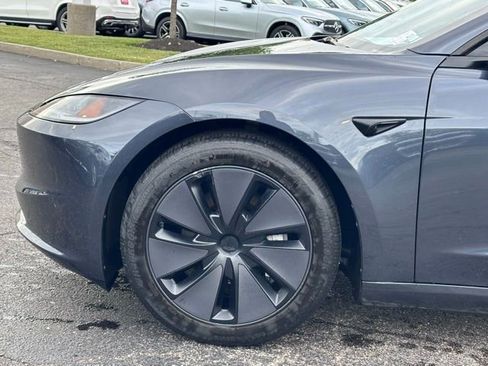 Used 2024 Tesla Model 3 AWD/4WD image 7