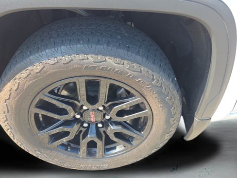 Used 2023 GMC Sierra 1500 Elevation AWD/4WD image 29