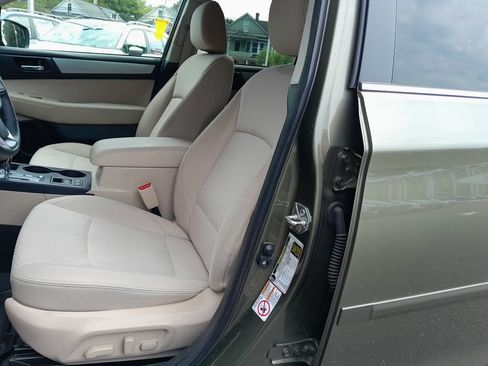 Used 2019 Subaru Outback 2.5i Premium AWD/4WD image 14