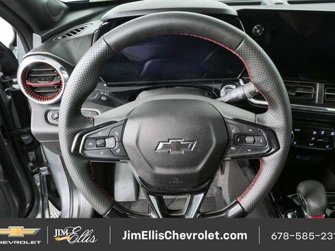 Certified 2026 Chevrolet Trax RS w/ Driver Confidence Package FWD image 8