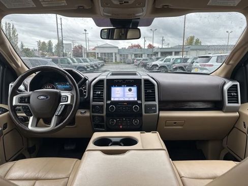 Used 2019 Ford F150 Lariat image 15