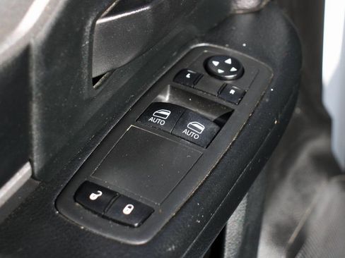 Used 2021 RAM 2500 Tradesman image 16