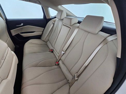 Certified 2025 Acura TLX w/ Technology Package image 17