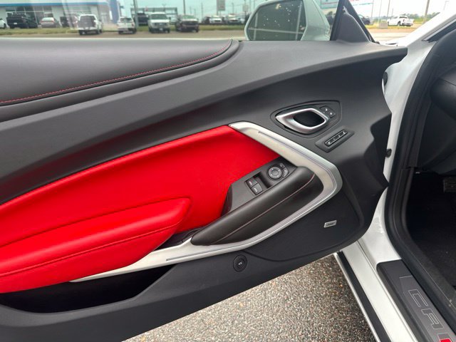 Used 2023 Chevrolet Camaro SS RWD image 28