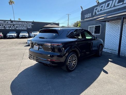 Used 2019 Porsche Cayenne E-Hybrid AWD/4WD image 27