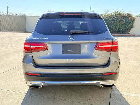 Used 2019 Mercedes-Benz GLC 350e 4MATIC image 6