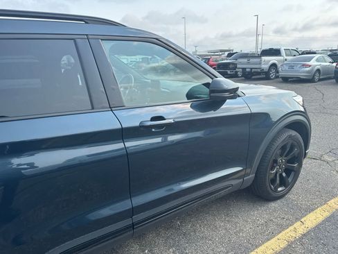 Used 2023 Ford Explorer ST w/ Equipment Group 401A AWD/4WD image 11