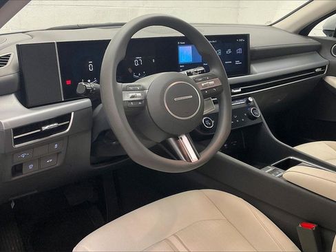 Certified 2025 Hyundai Sonata SEL image 11