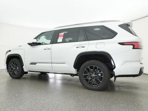 New 2026 Toyota Sequoia Platinum image 11
