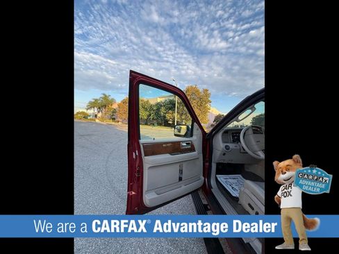 Used 2014 Lincoln Navigator 4WD image 18