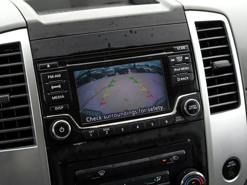 Used 2018 Nissan Frontier SV RWD image 17